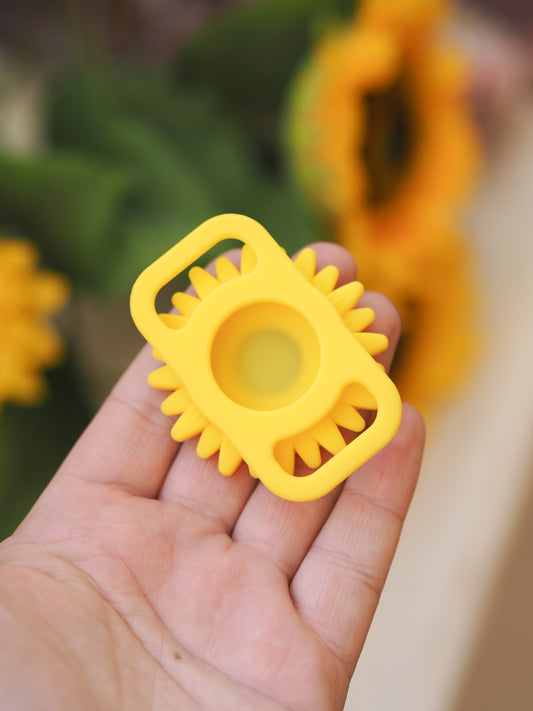 Fancy Flower AirTag holder